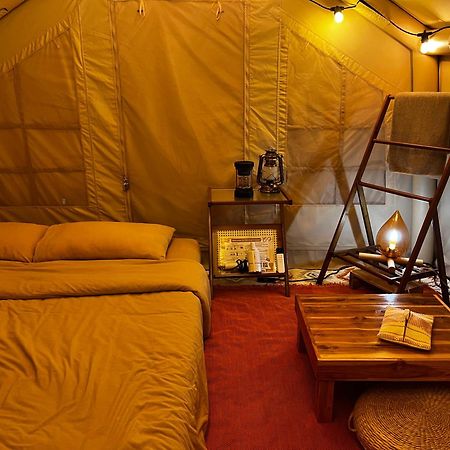 October Hostel Chiangmai Чиангмай Екстериор снимка