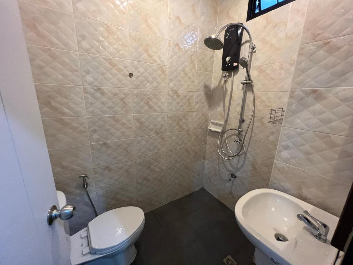 October Hostel Chiangmai Чиангмай Екстериор снимка