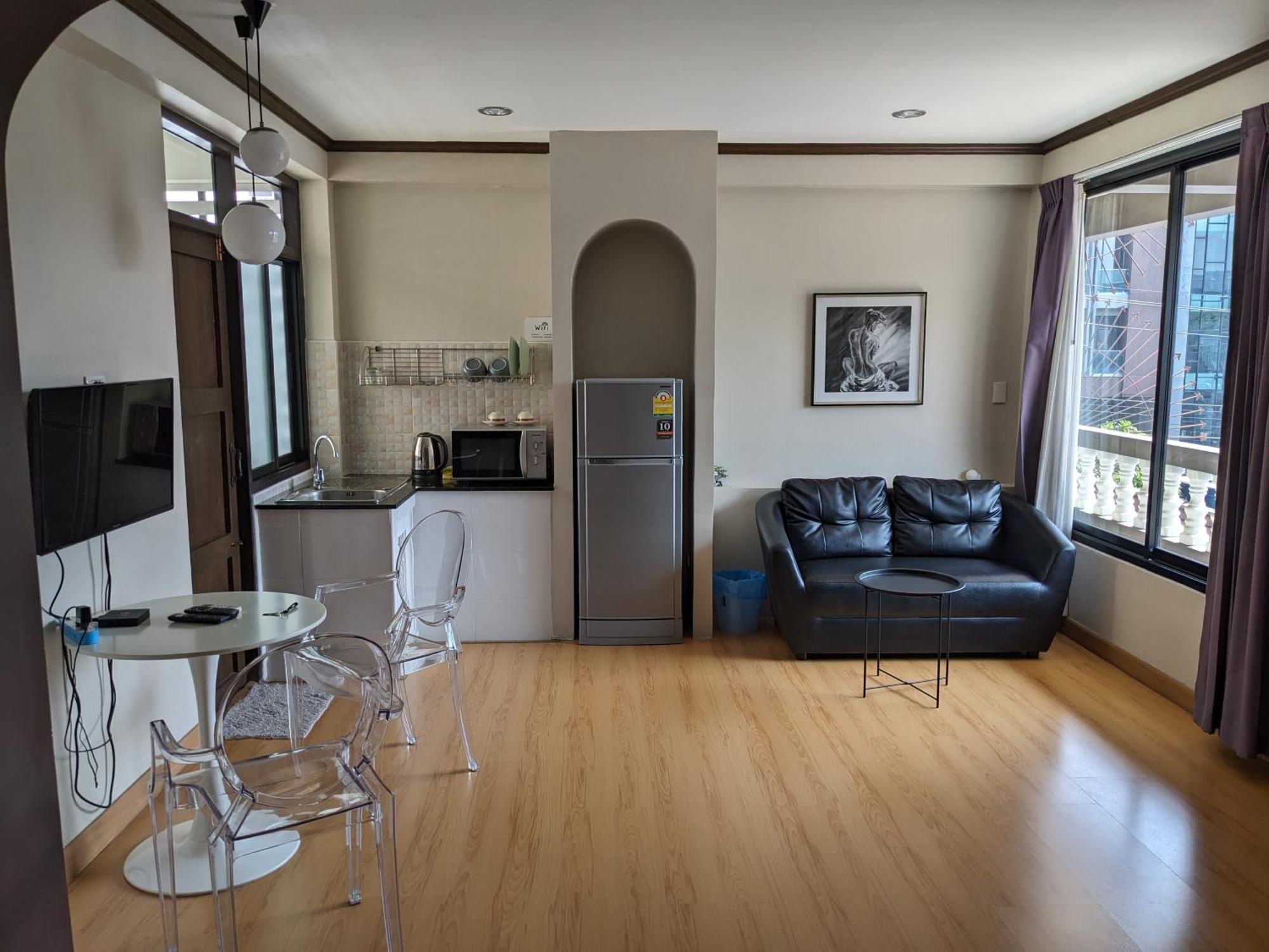 October Hostel Chiangmai Чиангмай Екстериор снимка